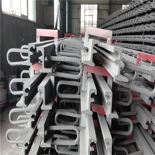 防城港梳齿板式桥梁伸缩缝产品图片与声屏障技术解析